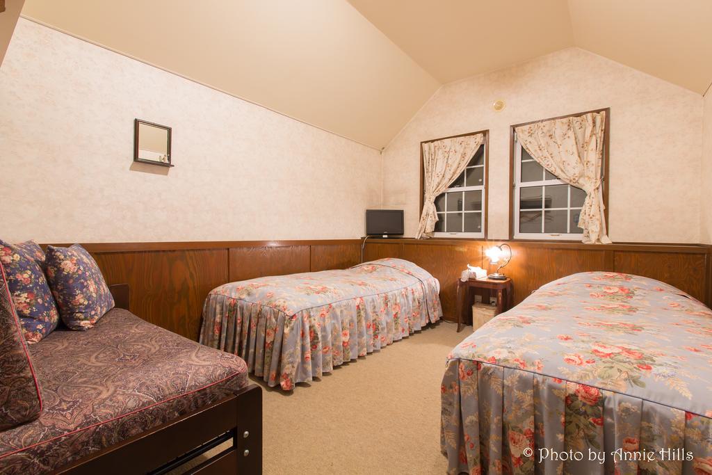 Annie Hills Bed and Breakfast Tateshina  Buitenkant foto